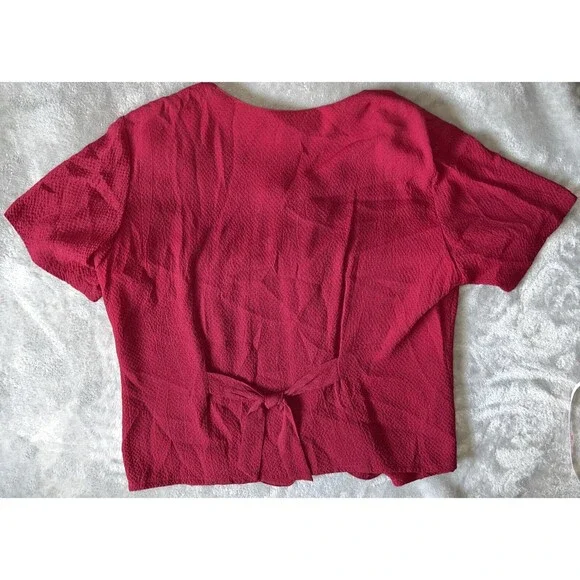 Ship N Shore Vintage 80s Womens L Blouse Red Button Up Rayon Top Back Bow Tie - Picture 2 of 9